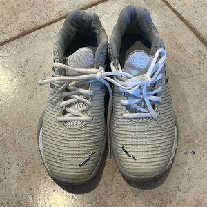 K Swiss tennis sneakers. Size 5.5